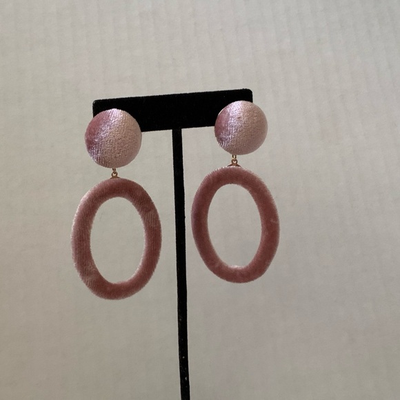 Tasha Velvet Oval Drop Earrings - Picture 4 of 7